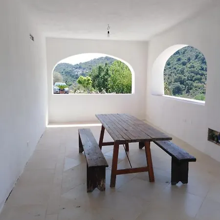 Apartment Li Funnesi 2 - Santeodorohouse