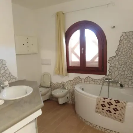 Apartment Li Funnesi 2 - Santeodorohouse *